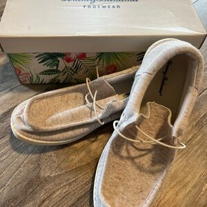 Tommy Bahama Women’s Sz 7.5